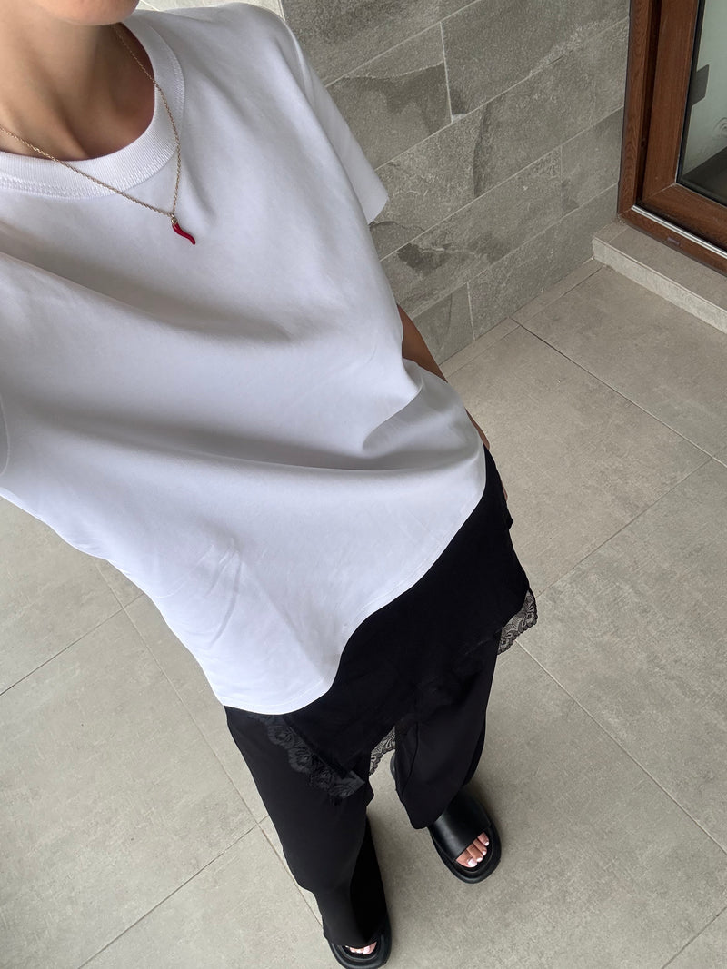 05.2 Lace Cover Black